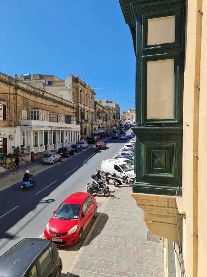 District Otel Victoria Dış mekan fotoğraf
