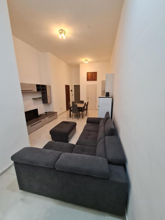 District Otel Victoria Dış mekan fotoğraf