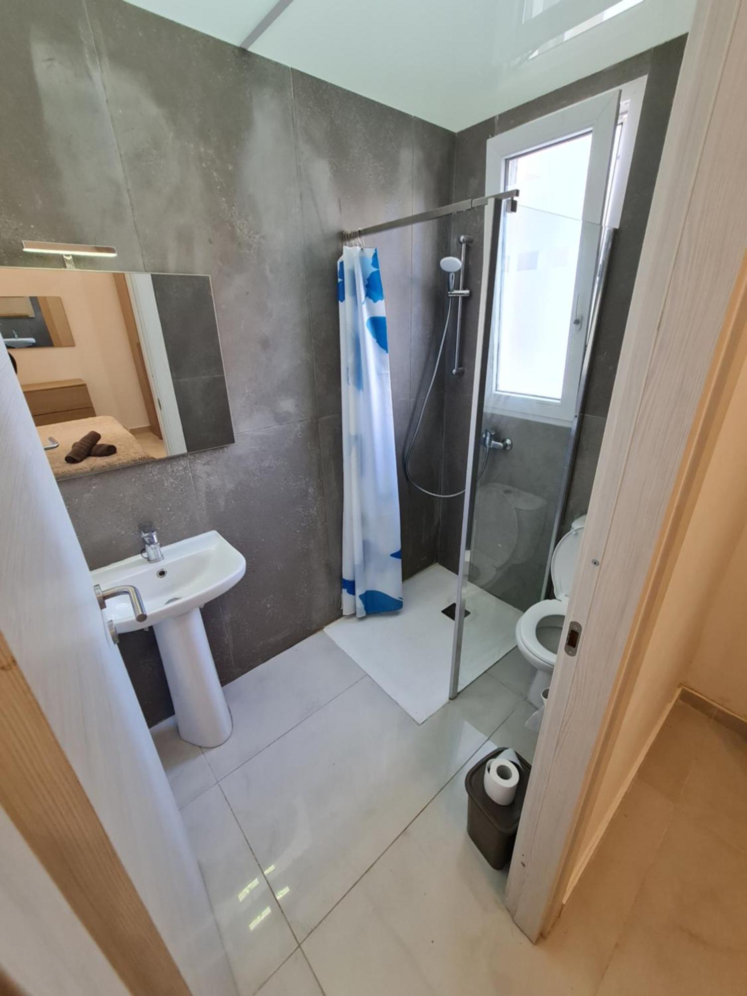 District Otel Victoria Dış mekan fotoğraf